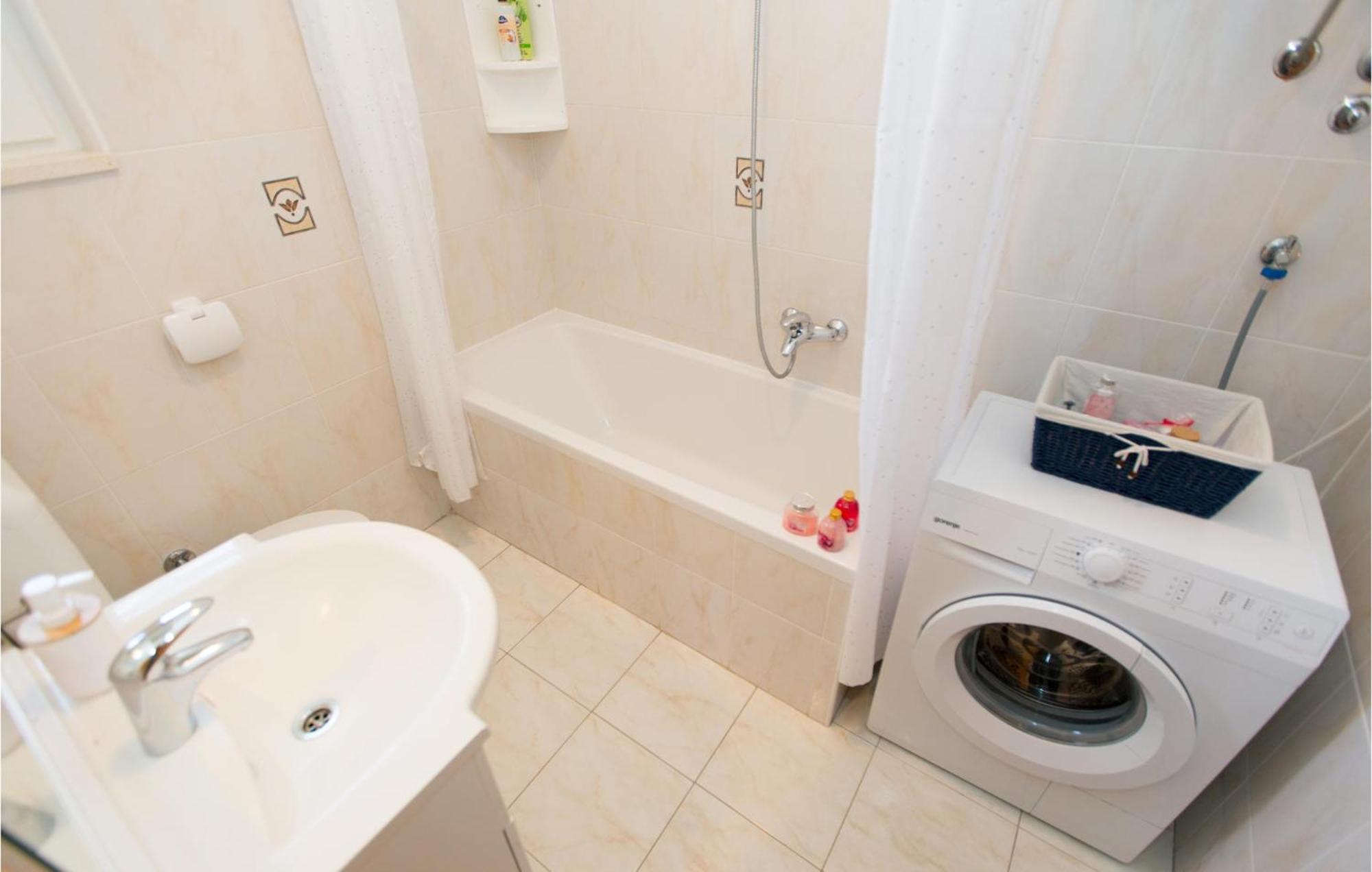 3 Bedroom Lovely Home In Plat มลินี ภายนอก รูปภาพ