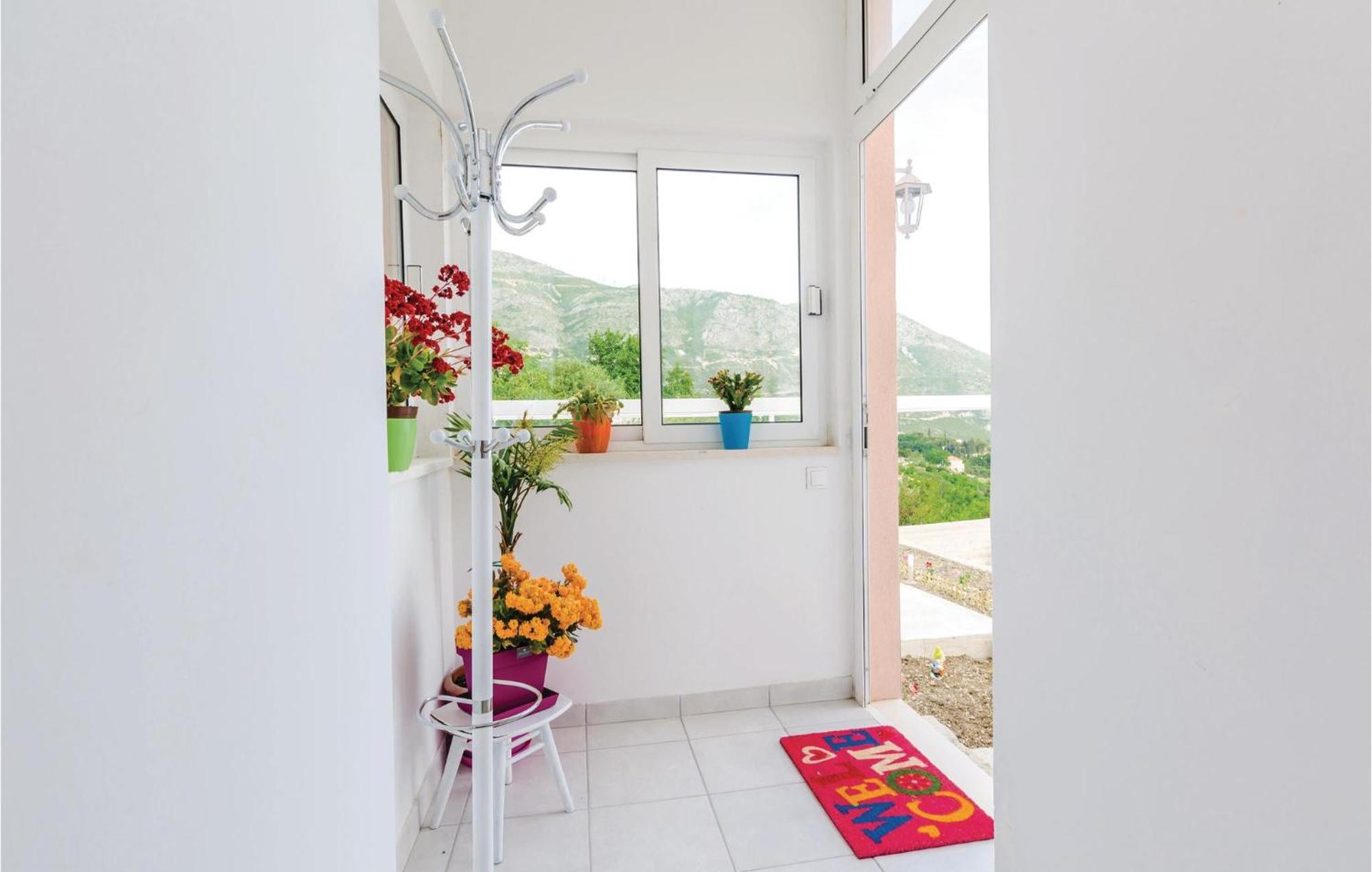 3 Bedroom Lovely Home In Plat มลินี ภายนอก รูปภาพ